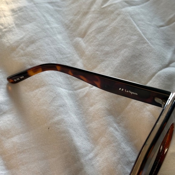 Le Specs Air Heart Sunglasses in Tort main image 9